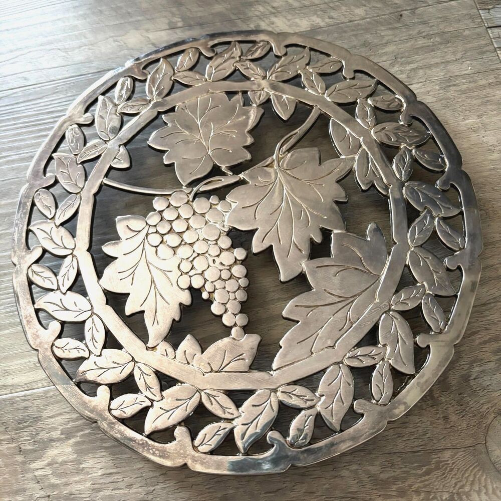 Vintage Italy Taunton Silver Tone Grape Vine Trivet Hot Plate Wall Decor